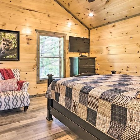Modern Cabin With Hot Tub And Game Room In Gatlinburg! Экстерьер фото